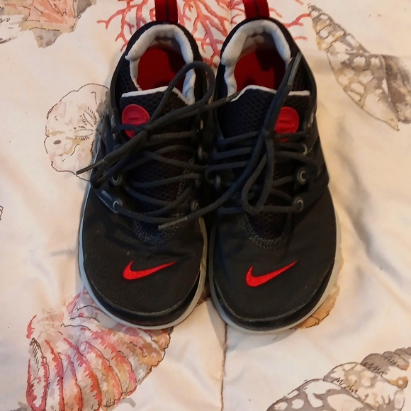 Nike | Shoes | Nike Boys Sneakers | Poshmark